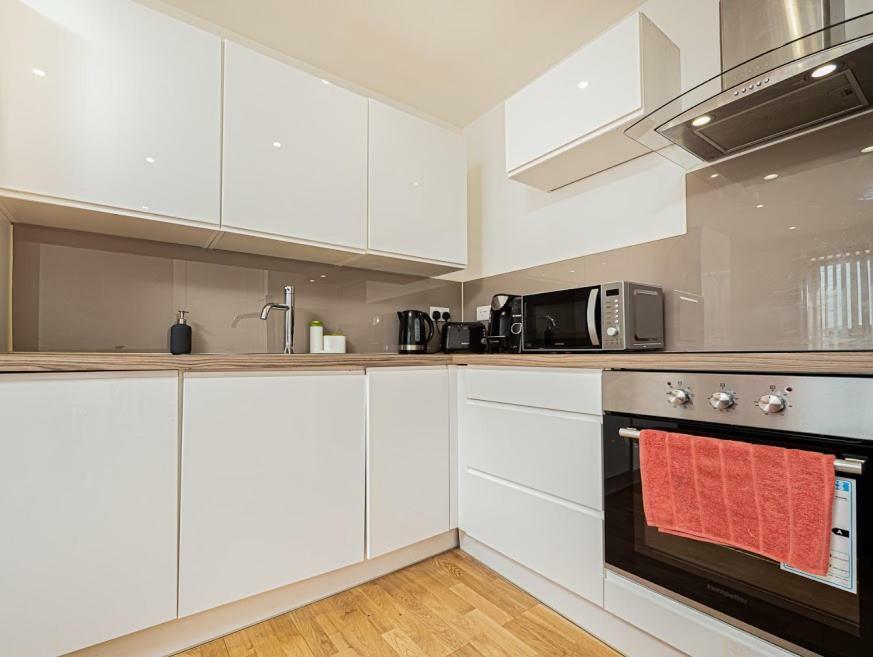 Easystay Slough Central Free Parking Exteriér fotografie