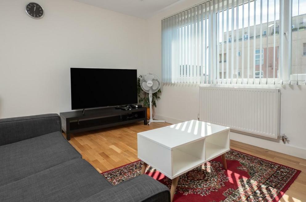 Easystay Slough Central Free Parking Exteriér fotografie